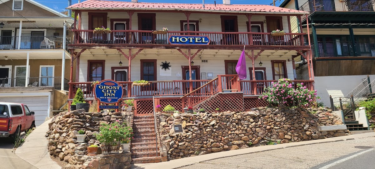 Ghost City Inn