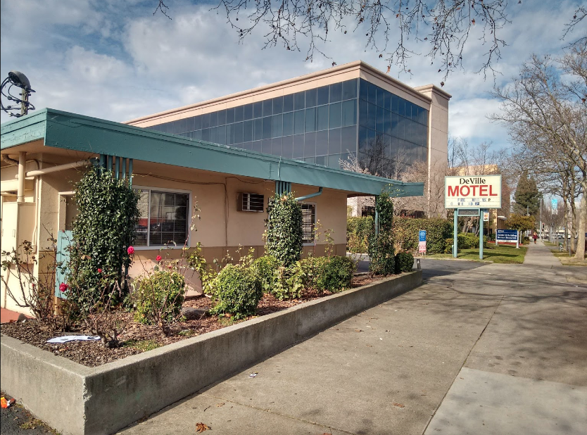 Deville Motel