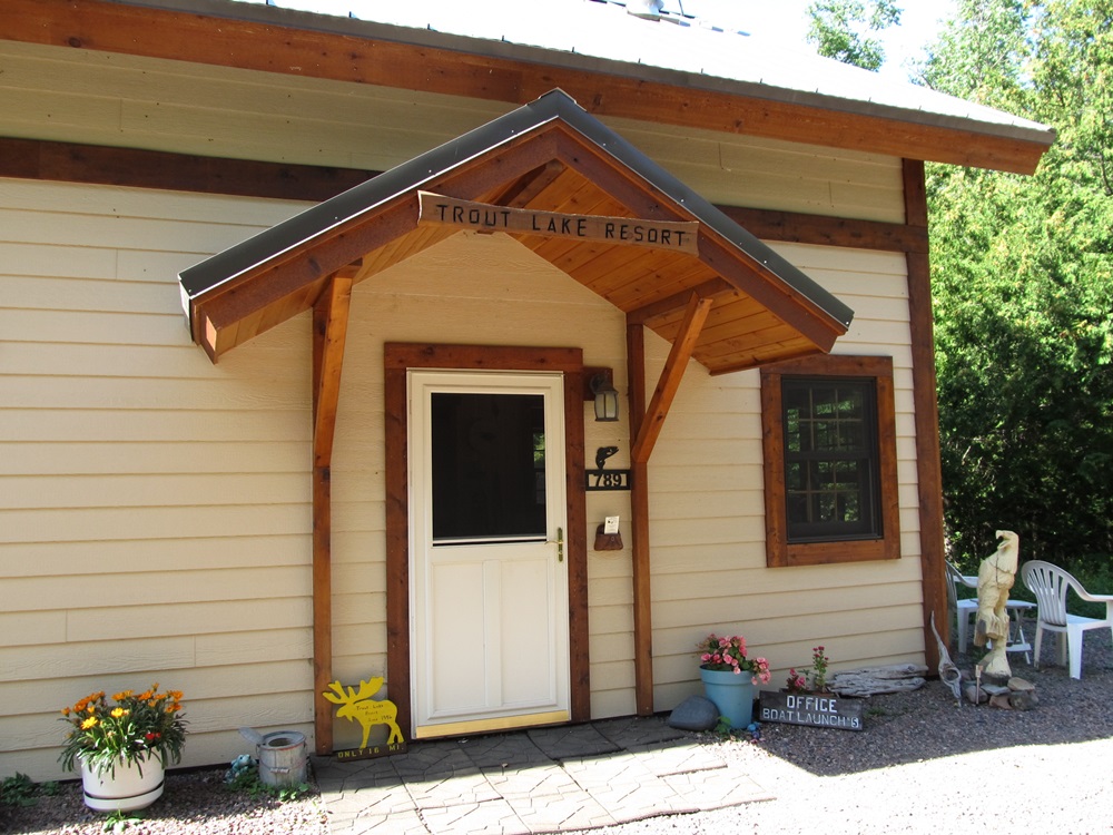 Trout Lake Resort