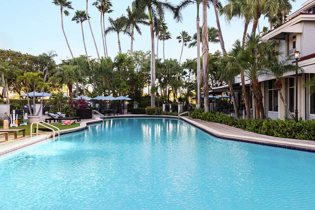 Embassy Suites by Hilton Fort Lauderdale 17th Street photo 3