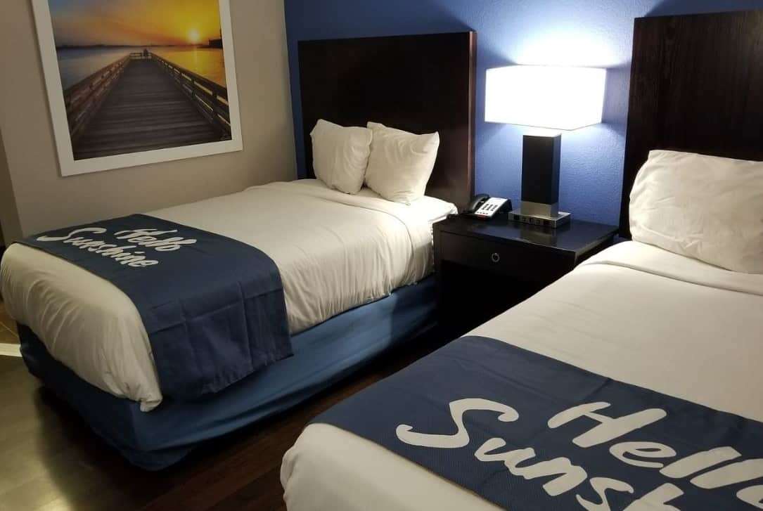 Days Inn by Wyndham Thomson photo 2