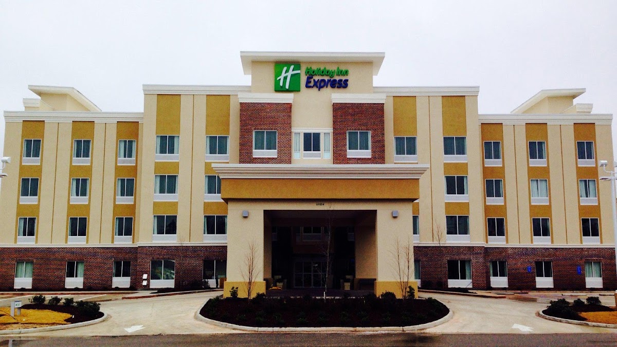 Holiday Inn Express Covington-Madisonville by IHG