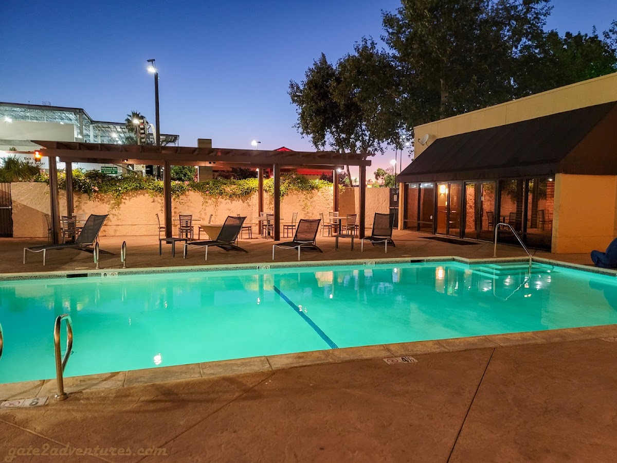Los Angeles Marriott Burbank Airport photo 3