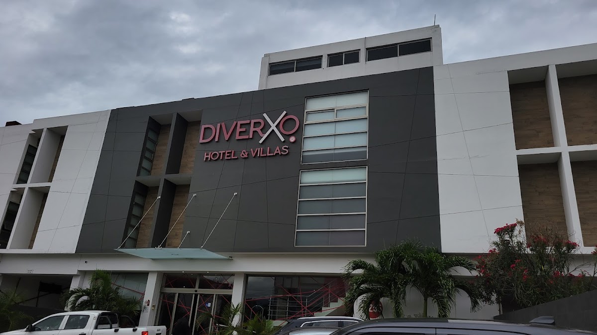 Diverxo Hotel y Villas photo 2