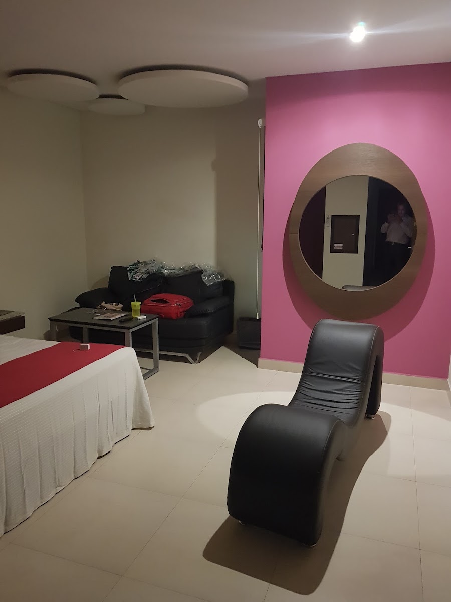 Diverxo Hotel y Villas photo 3