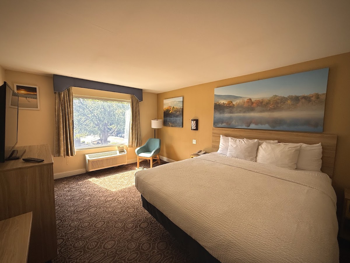 Baymont by Wyndham College Park Atlanta Airport South photo 2
