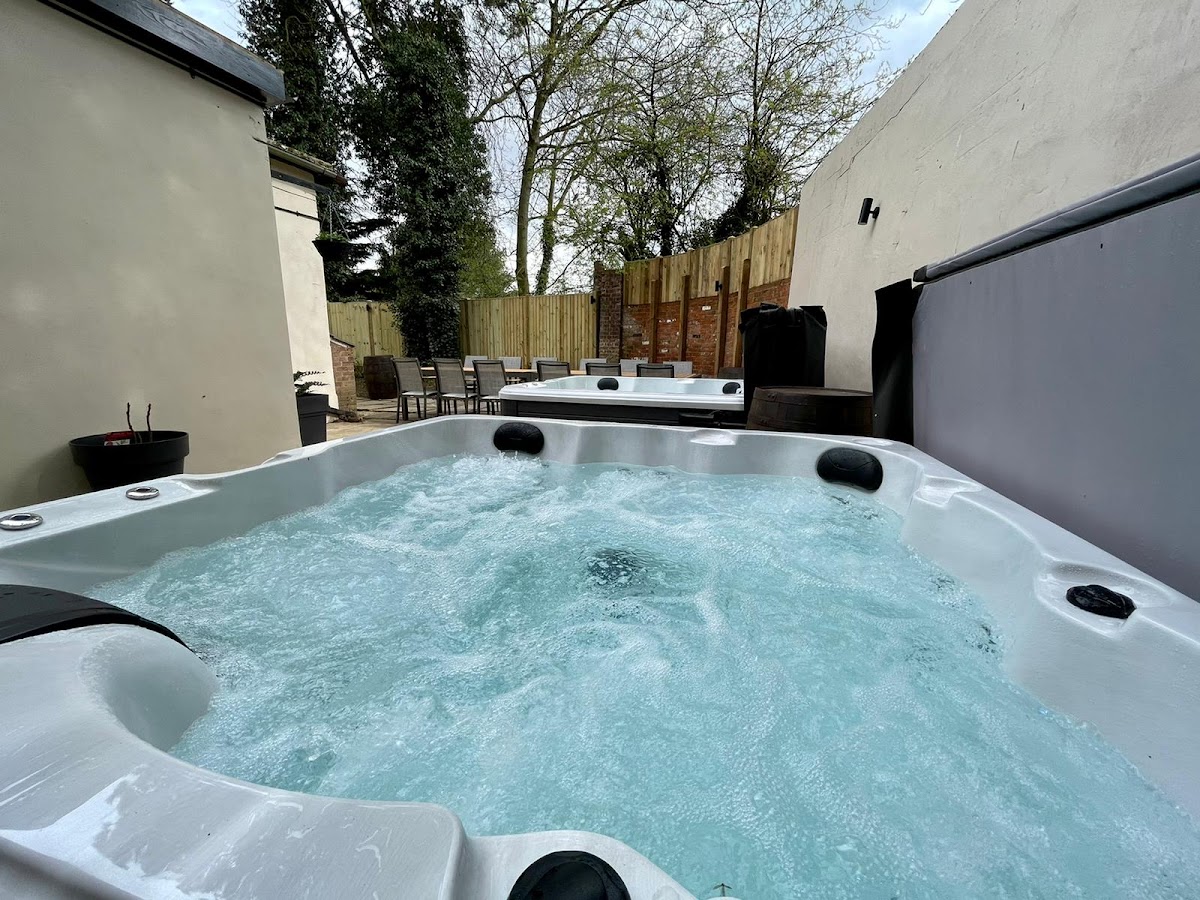 Lydney House Hotel sleeps 22 photo 3