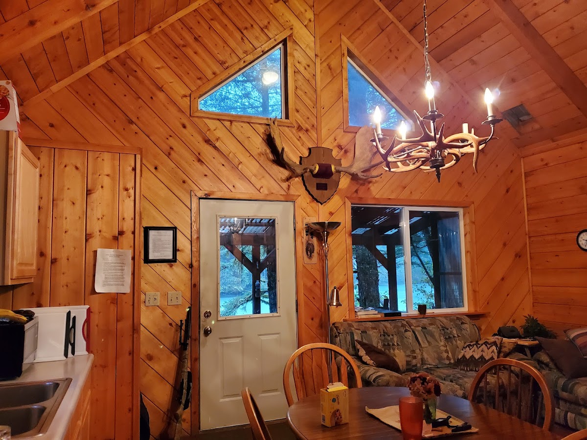 Bear's Den Cabins photo 2