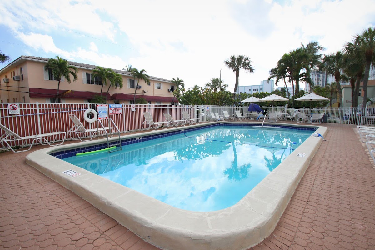 Manta Ray Inn photo 3