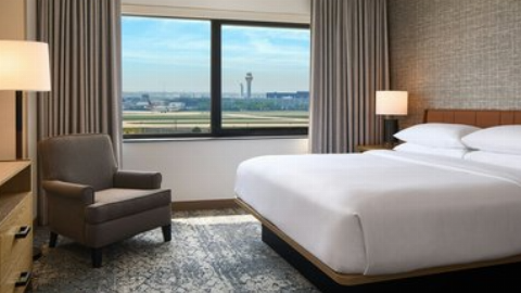 Sheraton Suites Chicago O'Hare