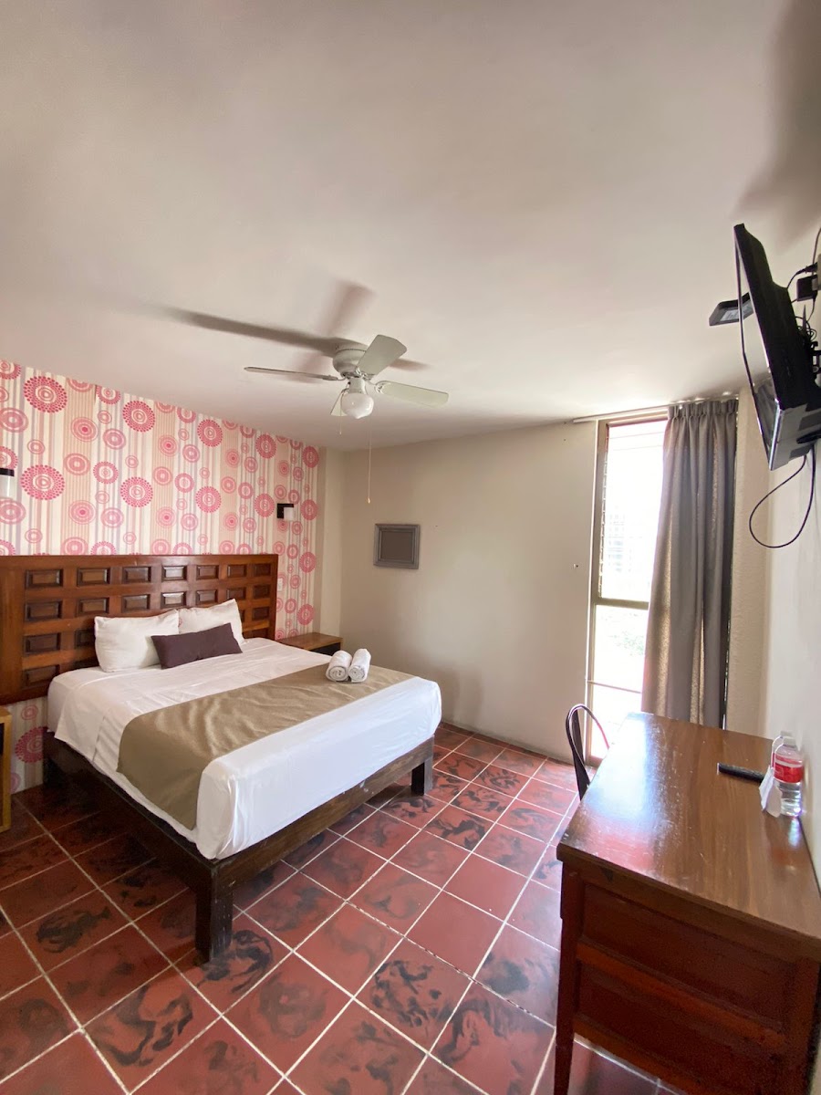 Flamingos Hotel photo 2