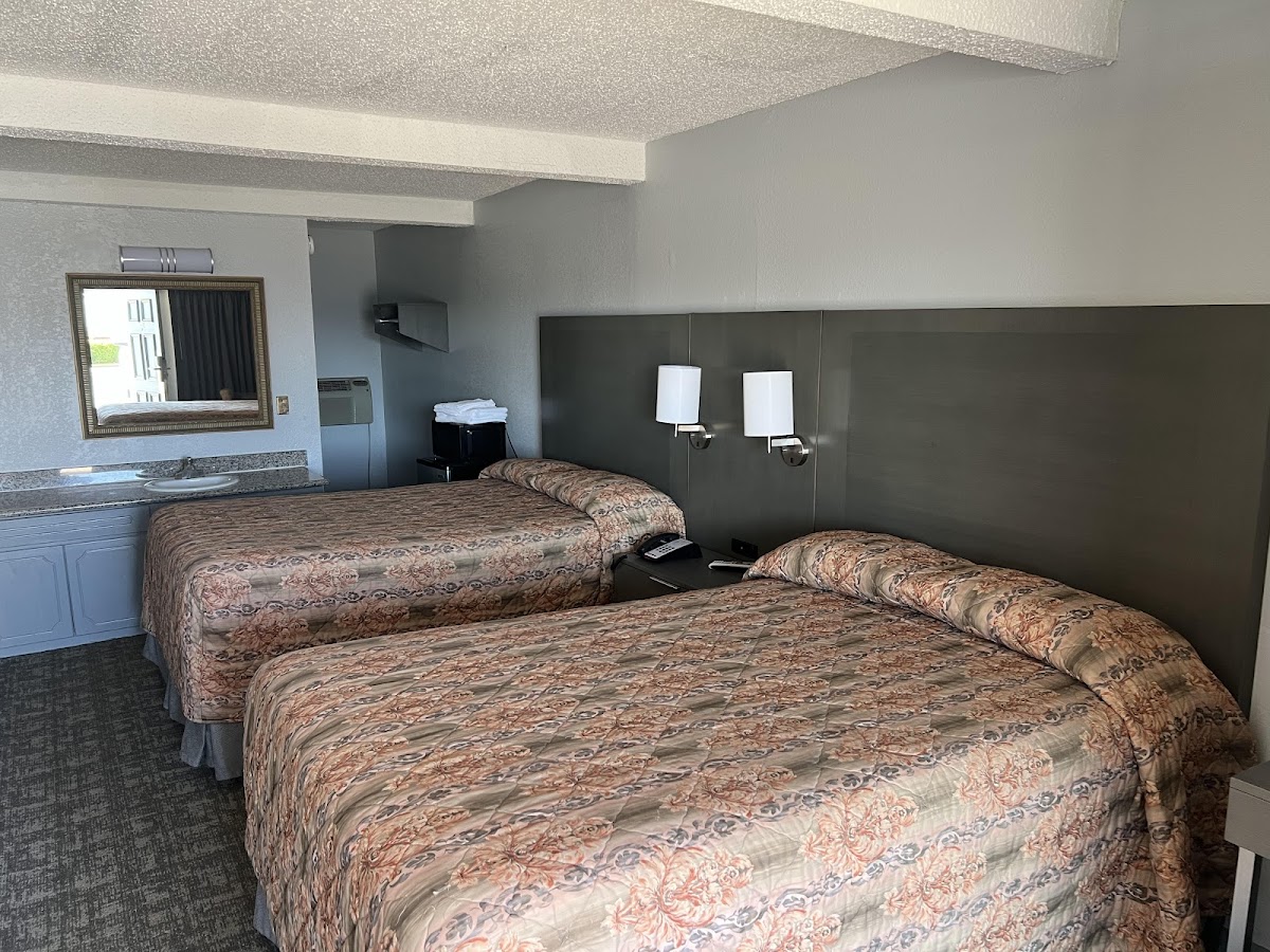 Newcastle Motel photo 2