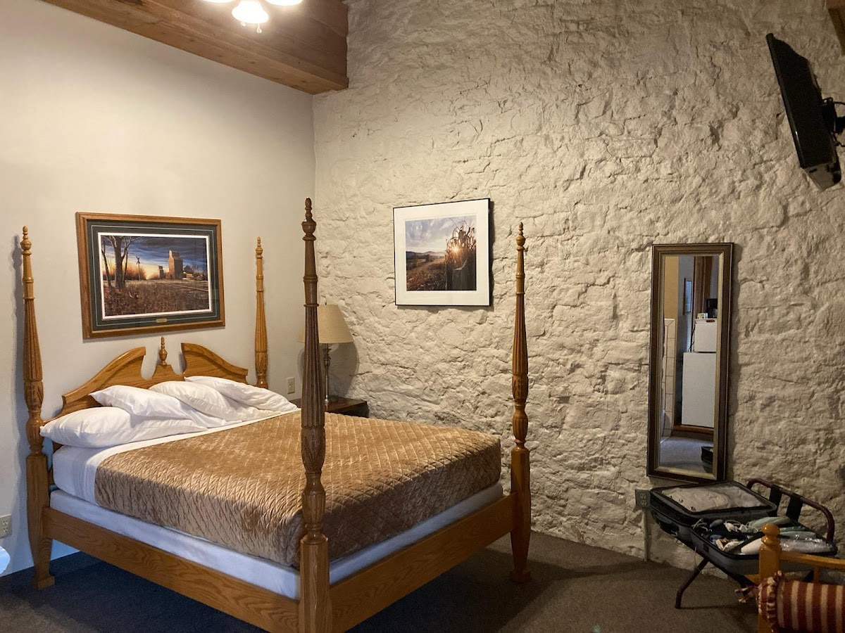 Stone Mill Hotel and Suites photo 2
