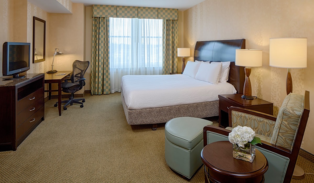 Hilton Garden Inn Jackson Downtown photo 2