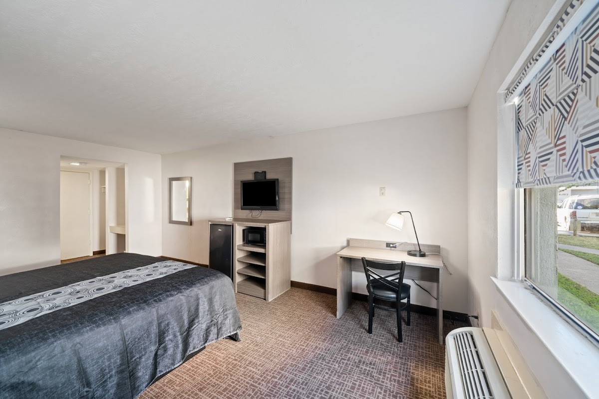 Americas Best Value Inn & Suites Brenham photo 2