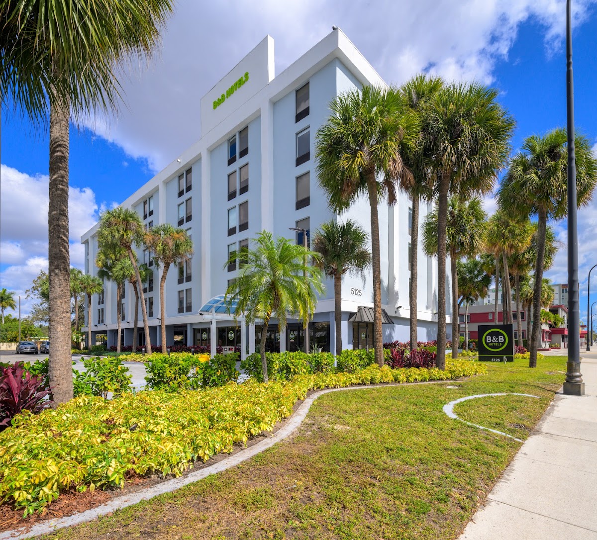 B&B HOTEL Miami Airport