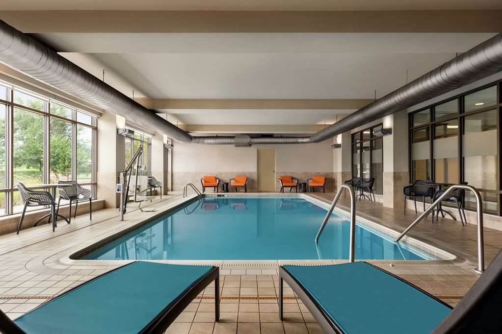 Hampton Inn & Suites Pittsburgh/Waterfront-West Homestead photo 3