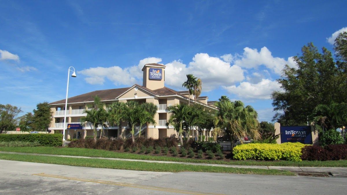 InTown Suites Extended Stay Fort Lauderdale FL
