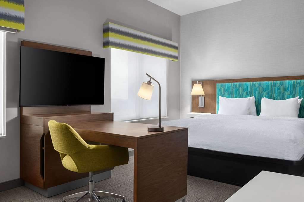 Hampton Inn & Suites by Hilton Orangeville, ON photo 2