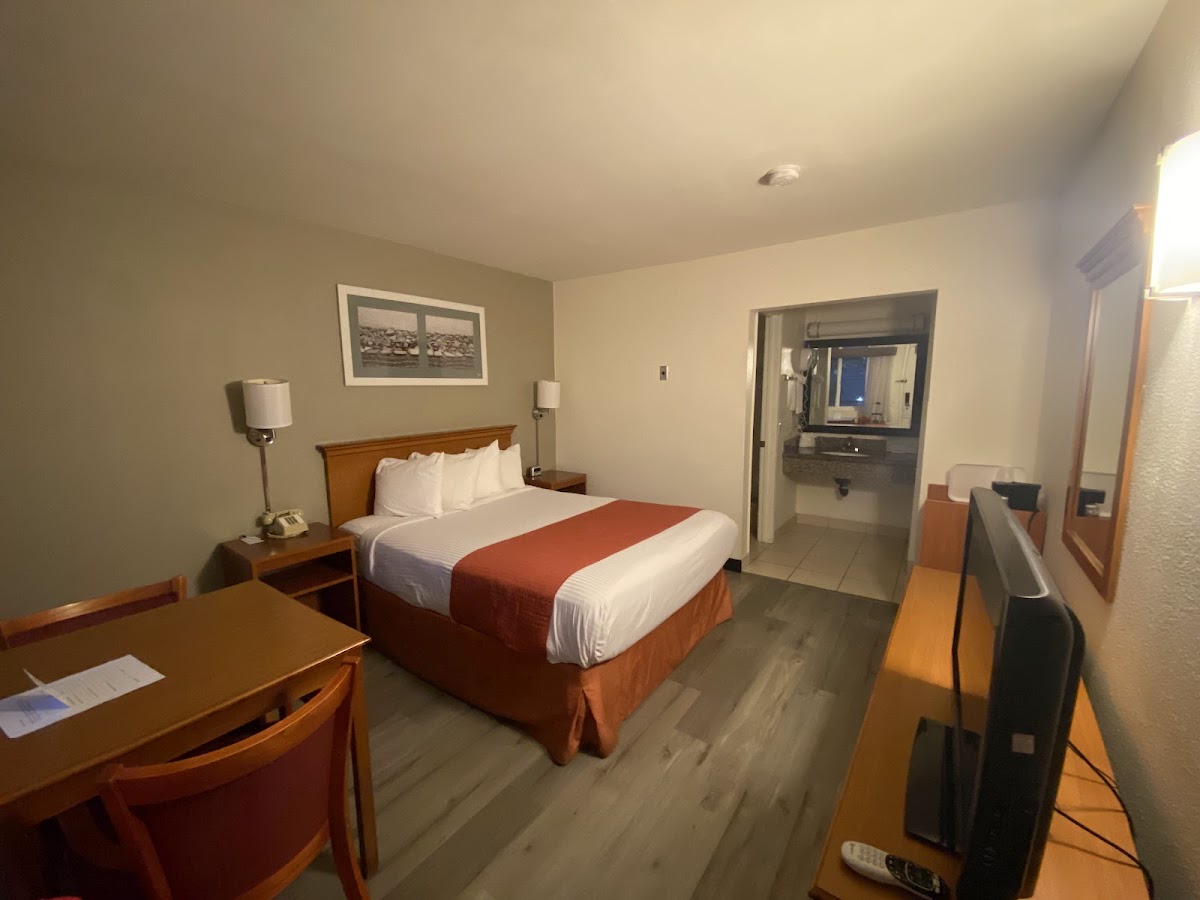 Pleasant Inn