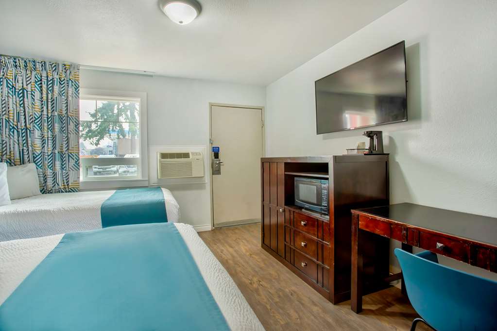 Studio 6 Suites Albany, OR photo 2