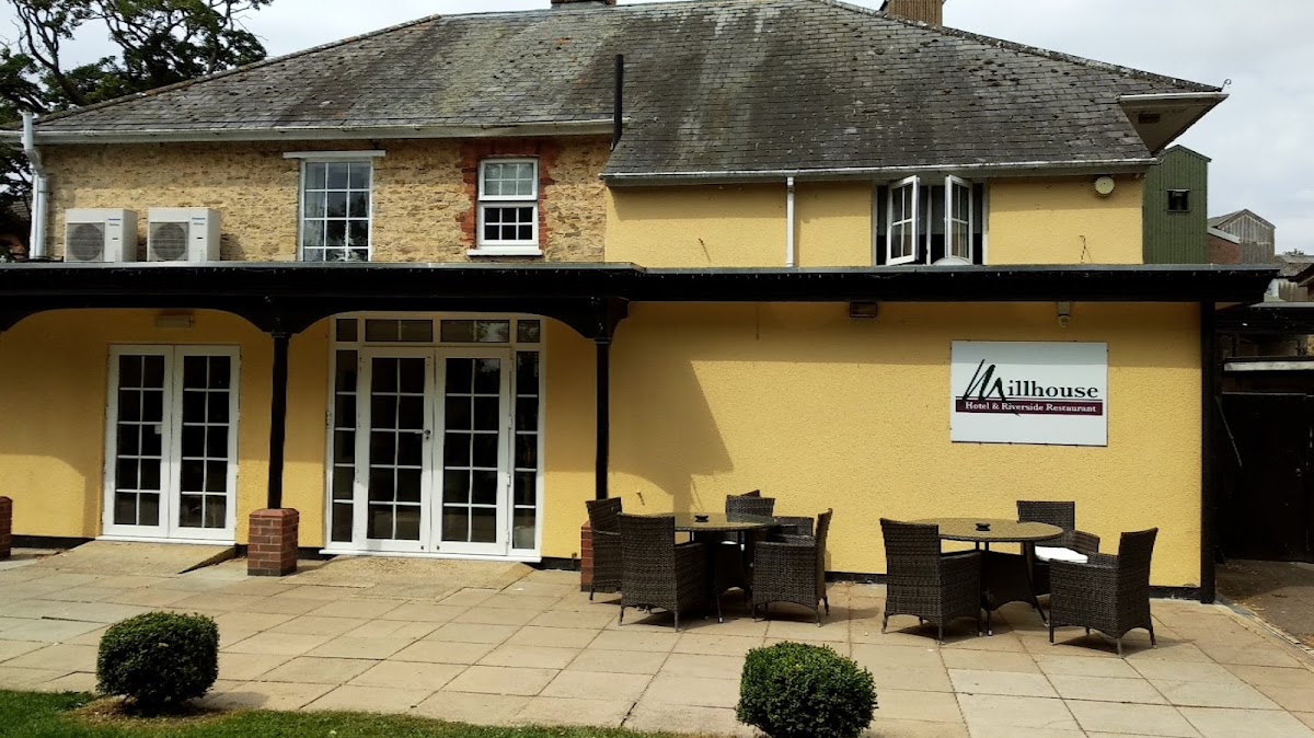 Millhouse Hotel & Riverside Restaurant