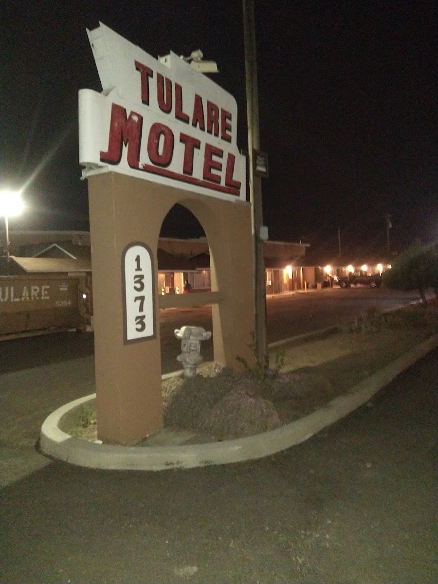 Tulare Motel photo 2