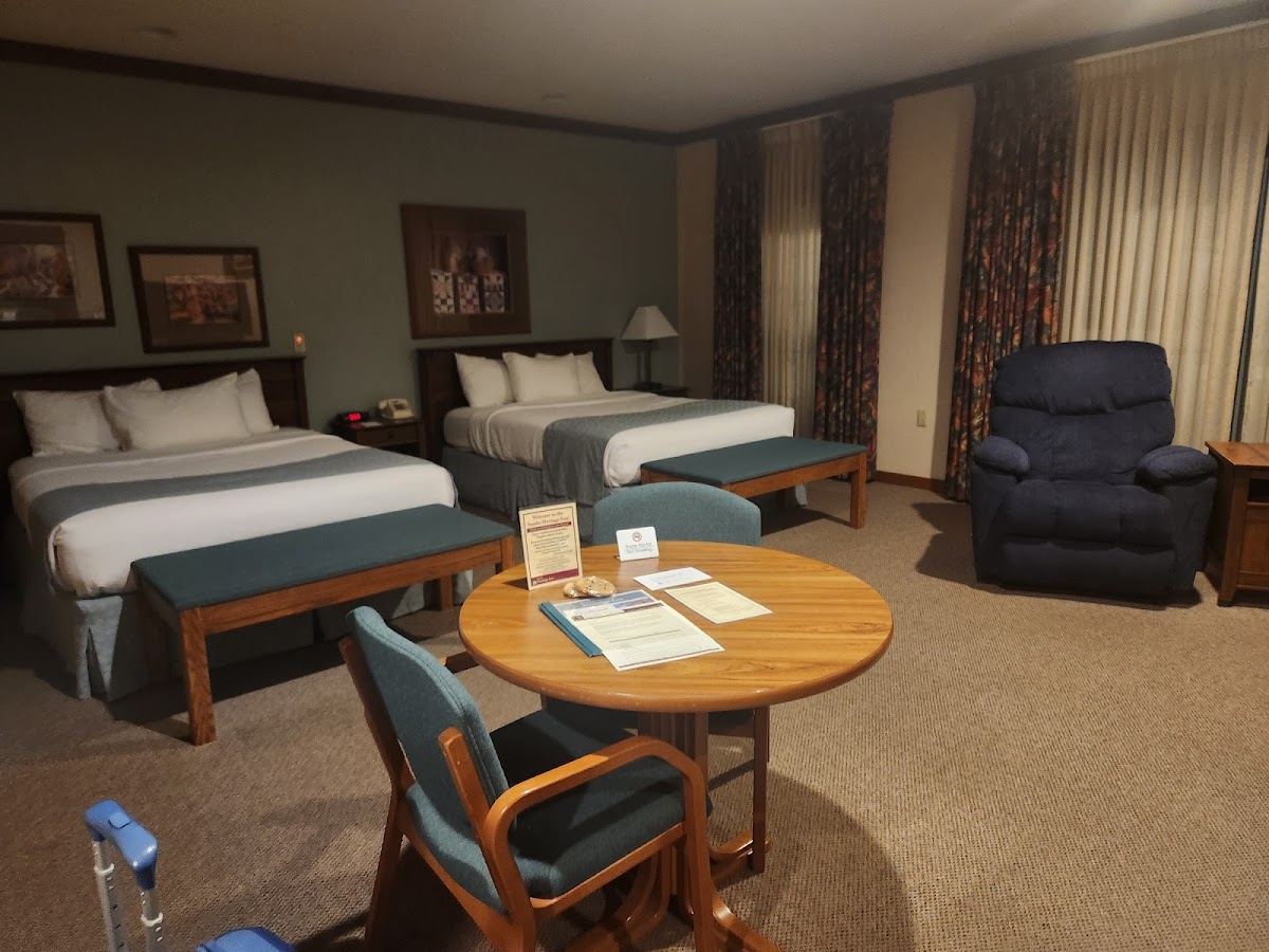 Sauder Heritage Inn photo 2