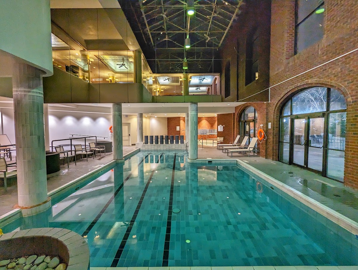 Delta Hotels Bessborough photo 2