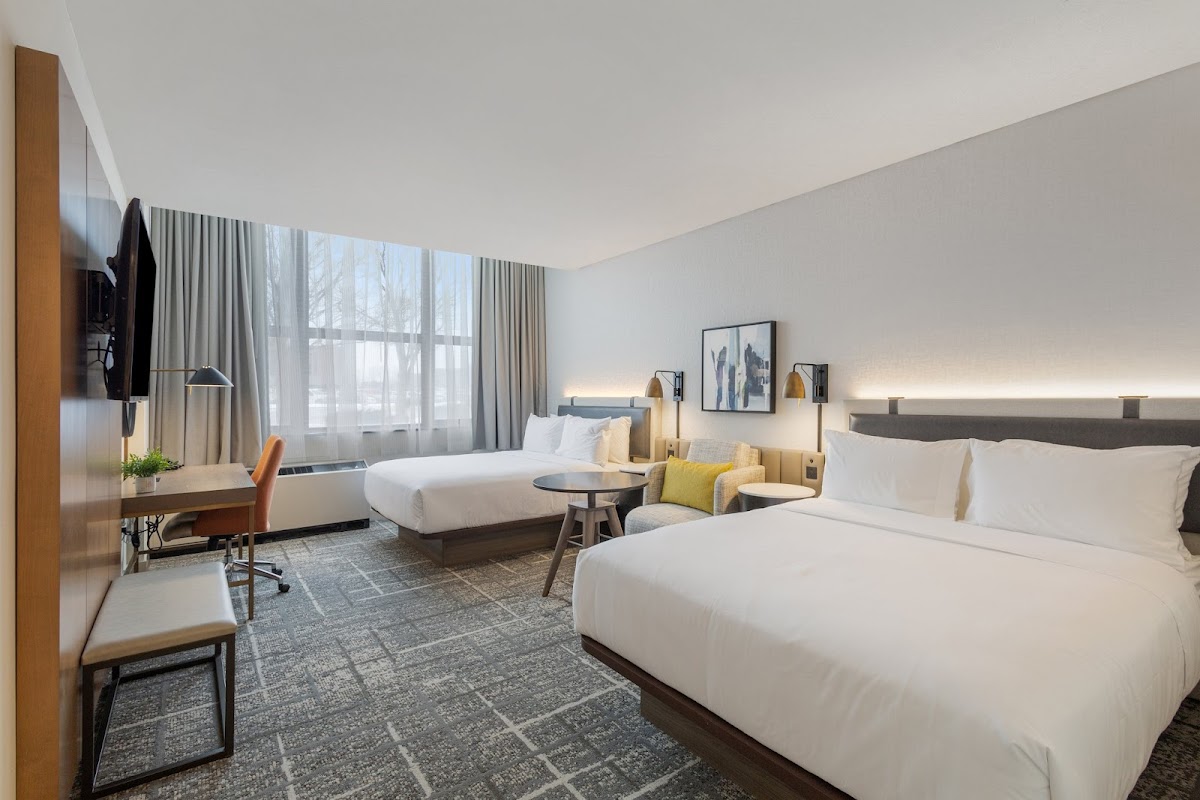 Crowne Plaza Lansing by IHG photo 2