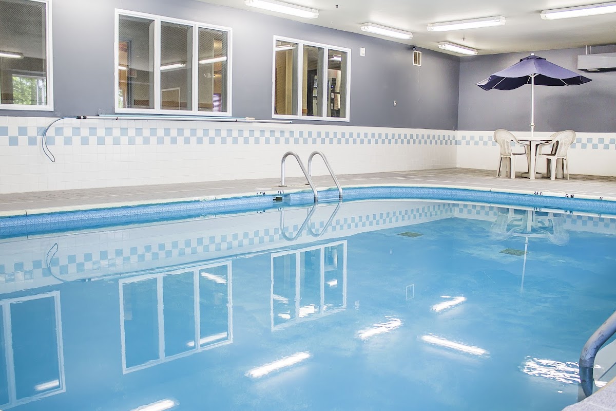 Quality Inn & Suites Sturgeon Bay photo 3