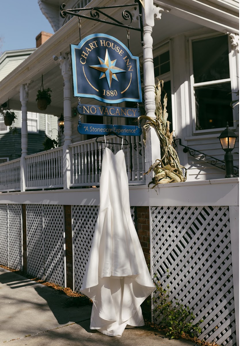 Chart House Inn