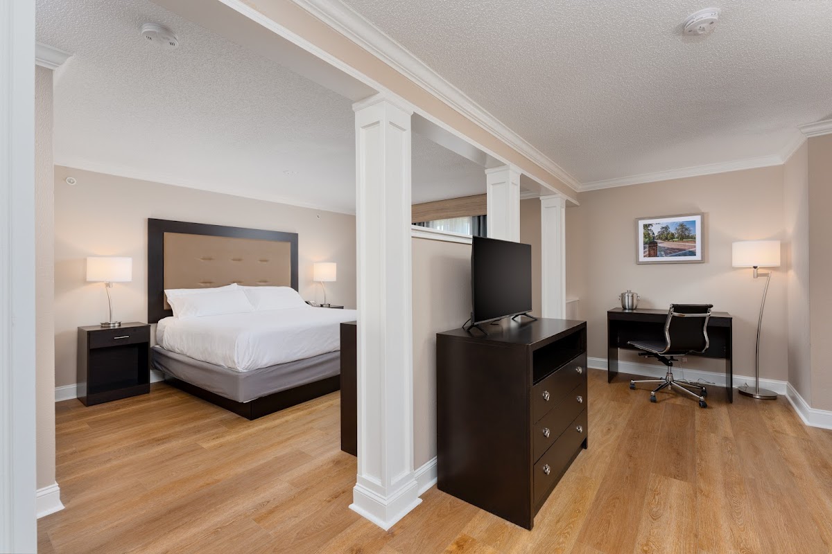 The Inn at River Landing photo 2