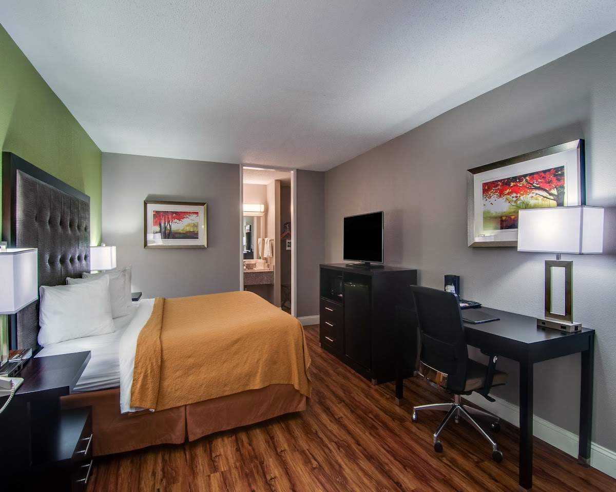 Quality Inn Roanoke Airport photo 2