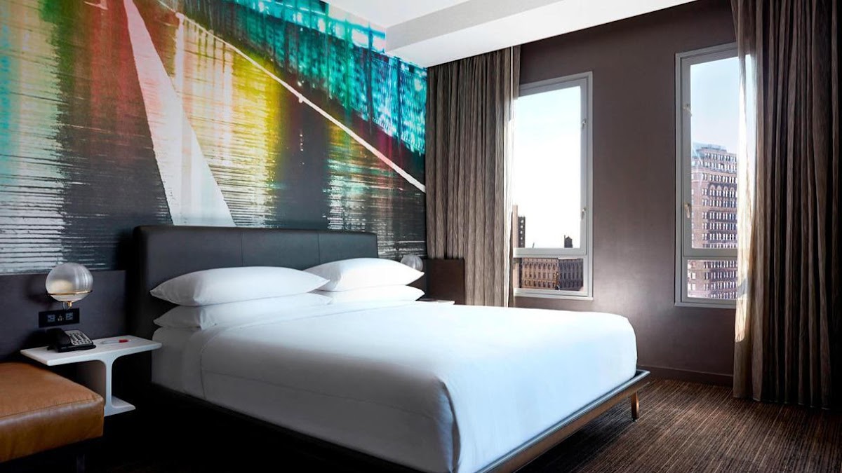 New York Marriott at the Brooklyn Bridge photo 2