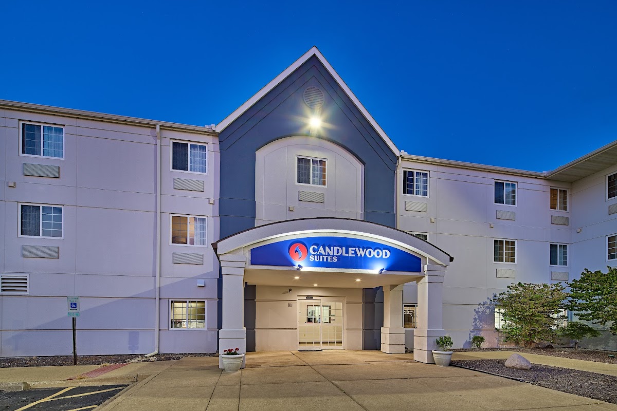 Candlewood Suites Peoria at Grand Prairie by IHG