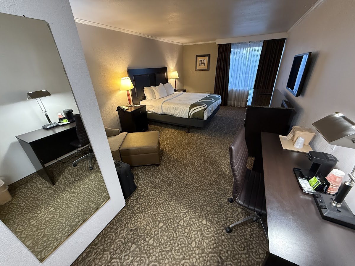 Quality Inn Fort Worth - Downtown East photo 2