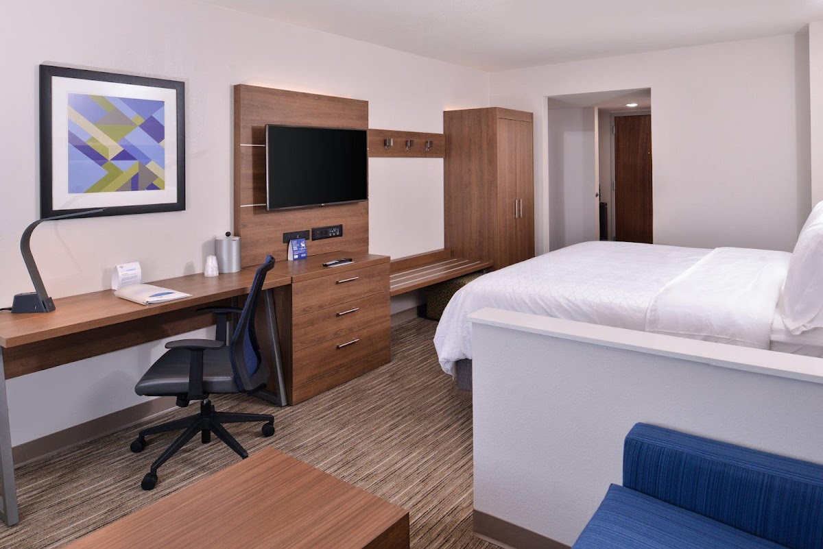 Holiday Inn Express & Suites Mesquite by IHG photo 2