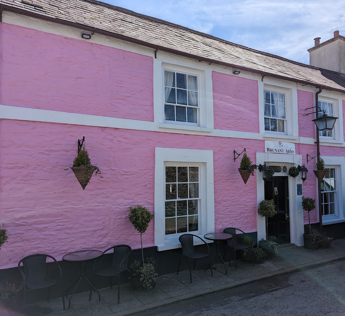 Brunant Arms Hotel