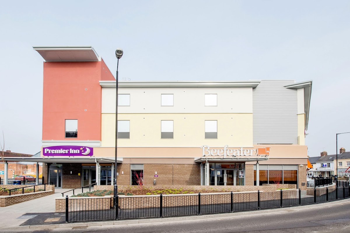 Premier Inn Yeovil Town Centre hotel