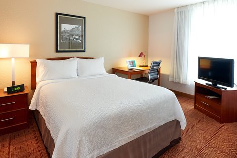 TownePlace Suites by Marriott Minneapolis Downtown/North Loop photo 2