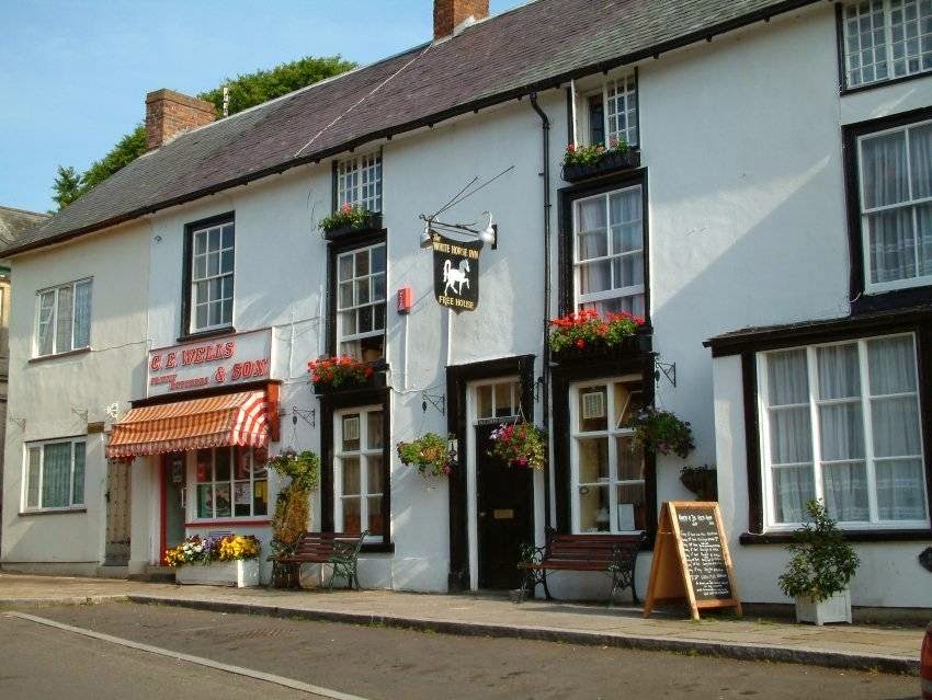 The White Horse Inn, Clun