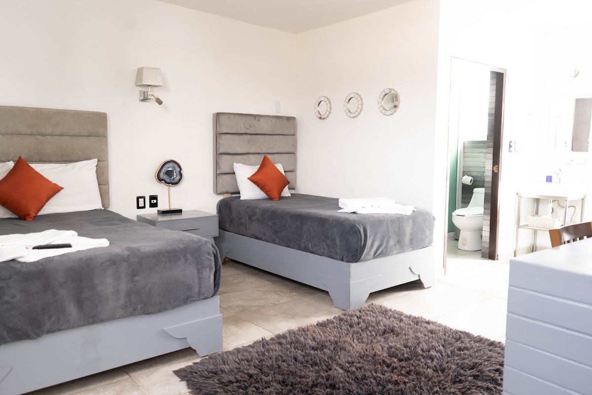 Komod Business Hotel Libres