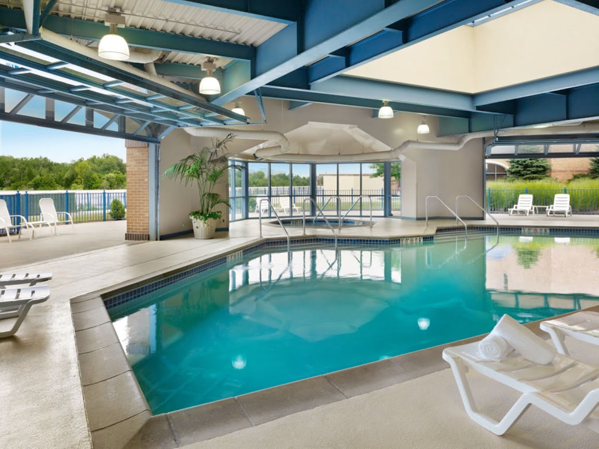 Holiday Inn & Suites Council Bluffs-I-29 by IHG photo 3