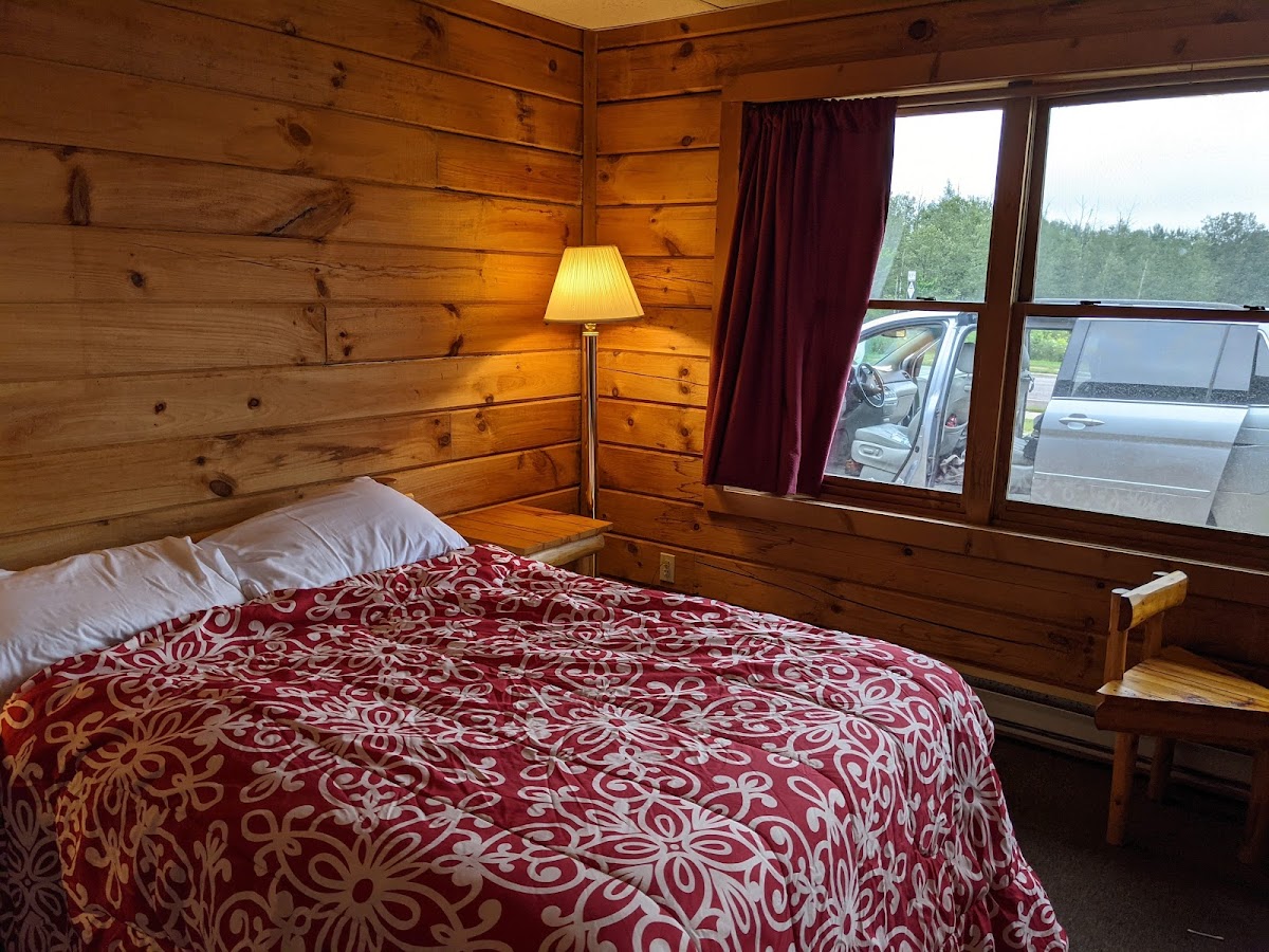 Grizz Lodge photo 2