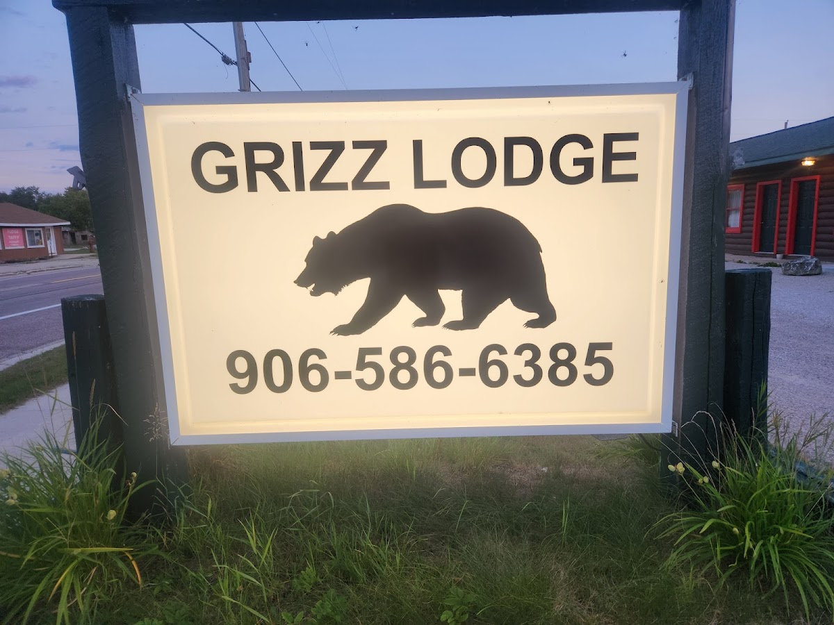 Grizz Lodge photo 3