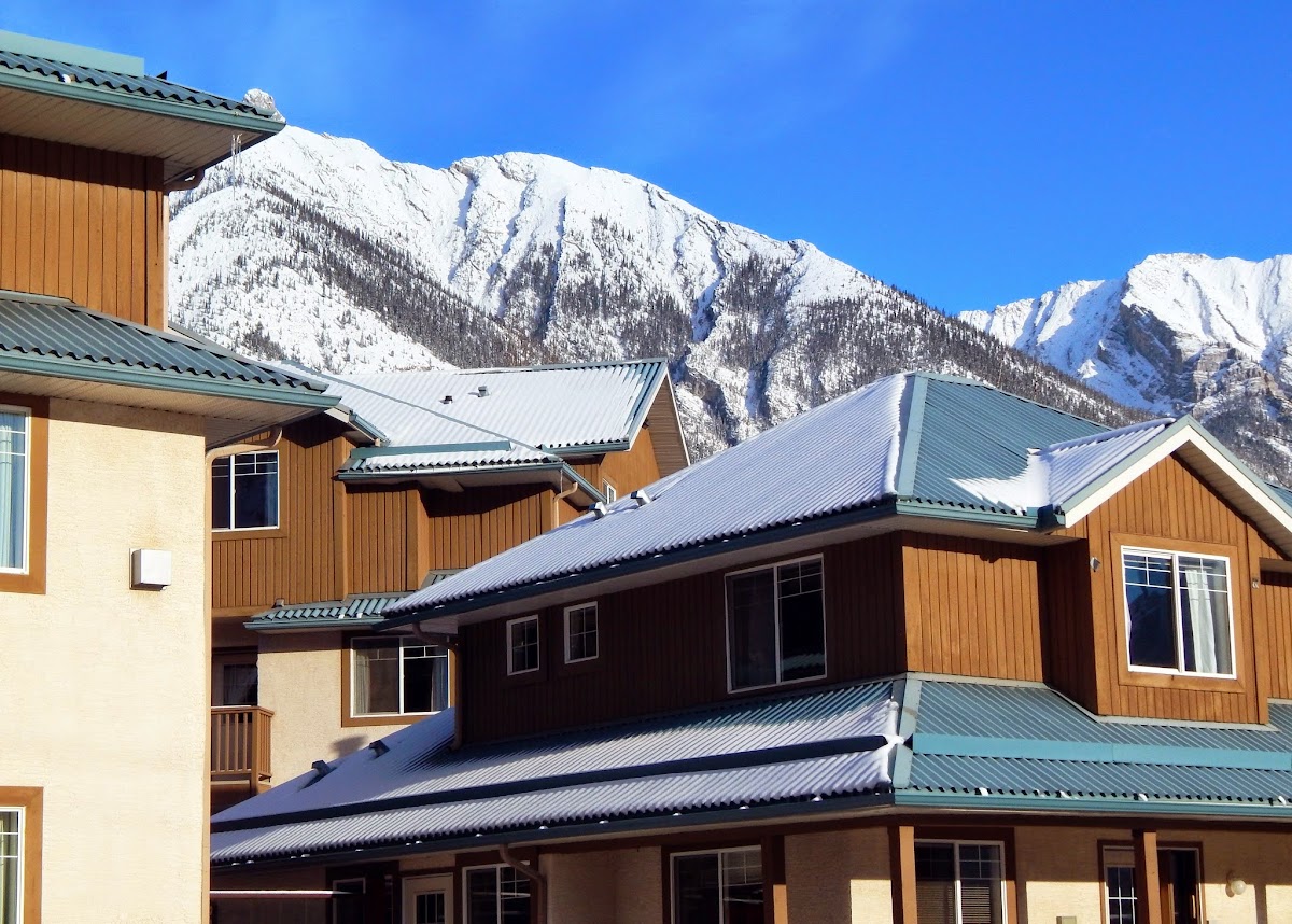 Banff Boundary Lodge photo 3