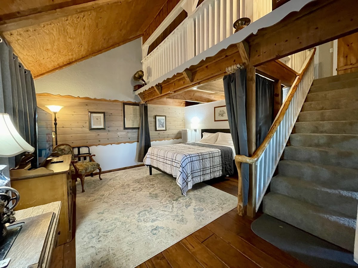 Sierra Mountain Lodge - Vacation Rentals - Yosemite photo 2