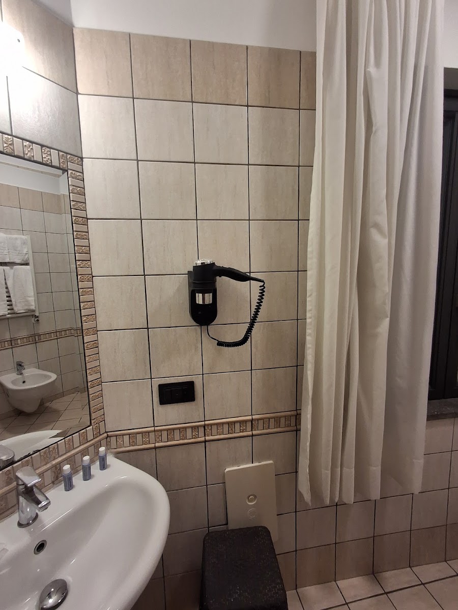 Room 2