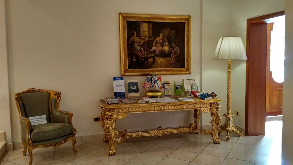Room 8